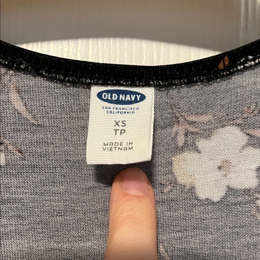 Old Navy Black Floral Wrap-Style Midi Dress - Picture 5 of 6